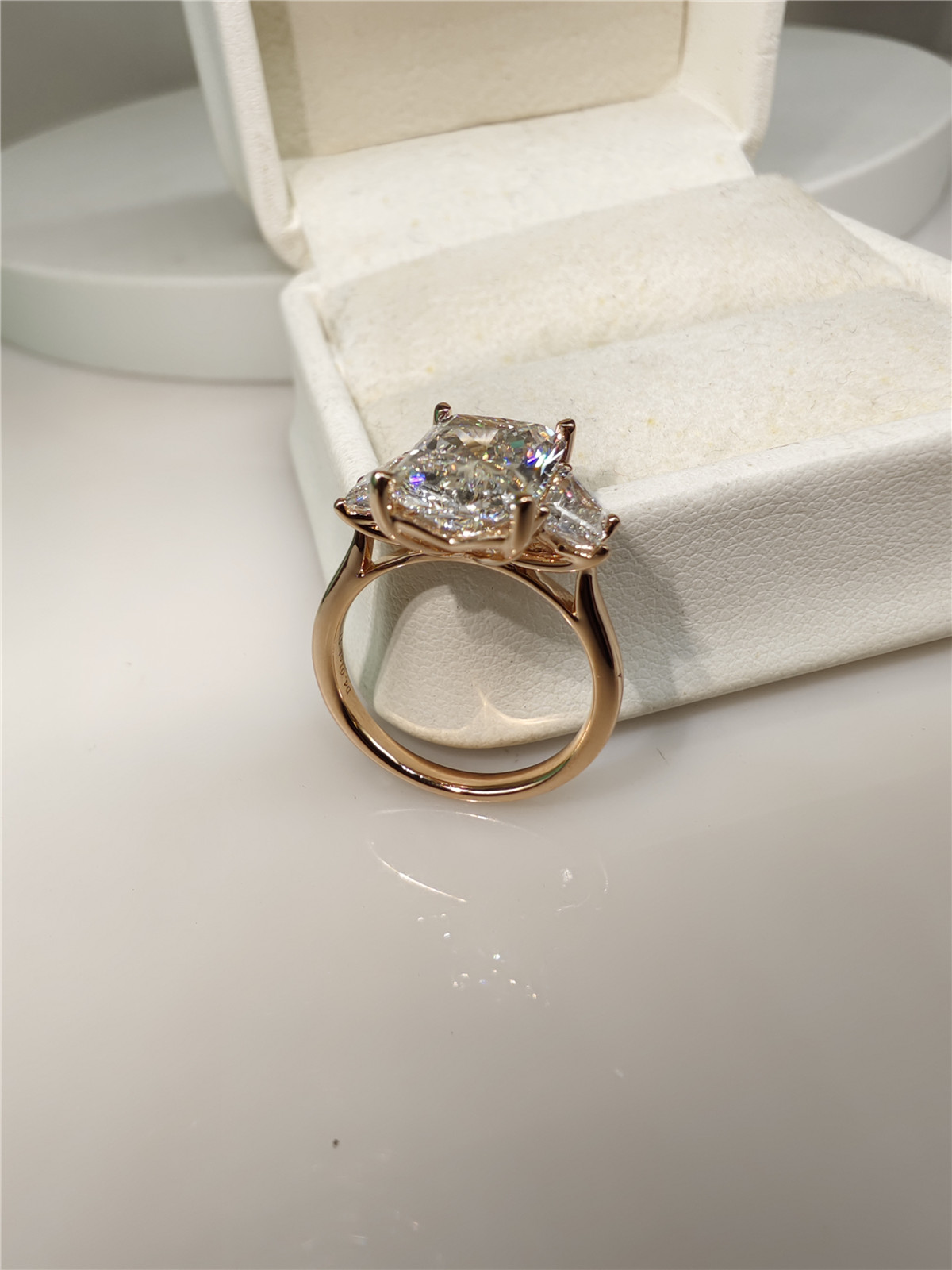 14K Gold Lab-Grown Diamond CVD - Body Jewelry Vch ulasan dan harga